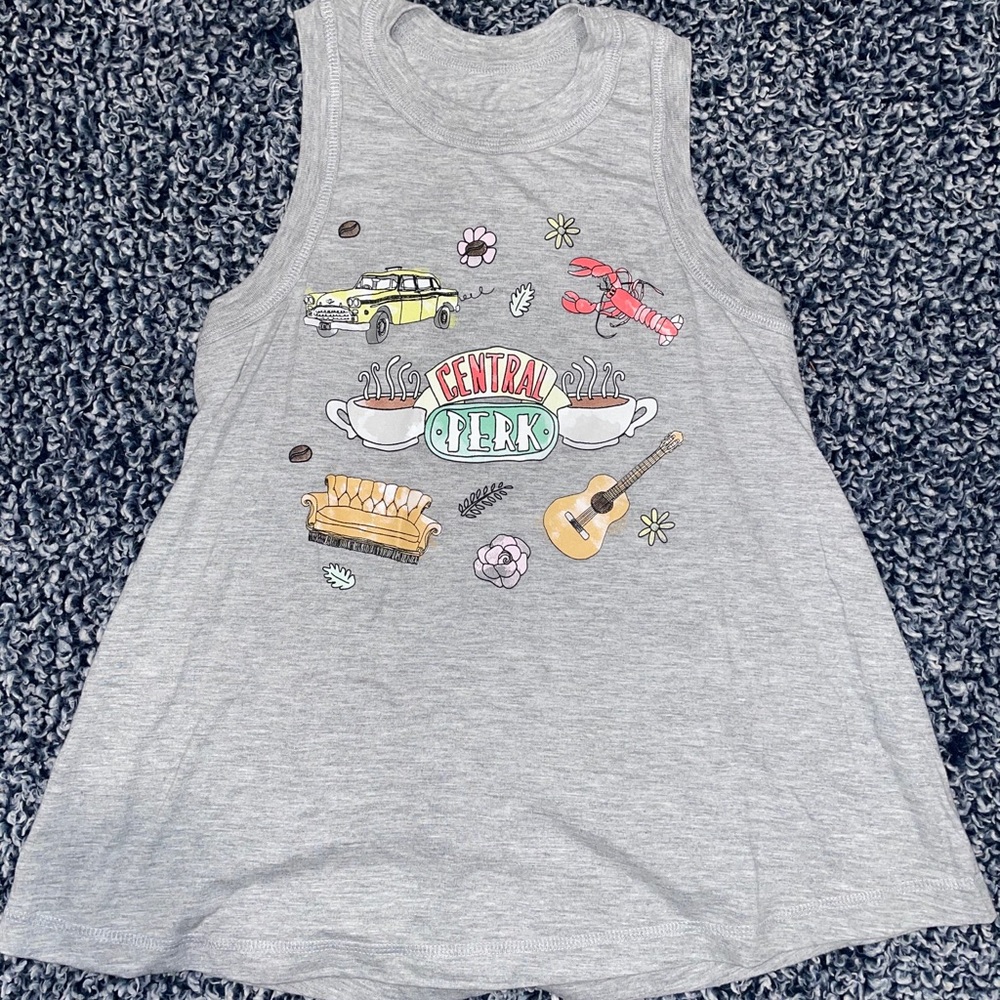 Friends Loose Tank Top small